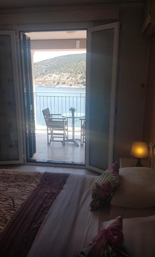 Poseidon Apartments Agia Efimia Dış mekan fotoğraf